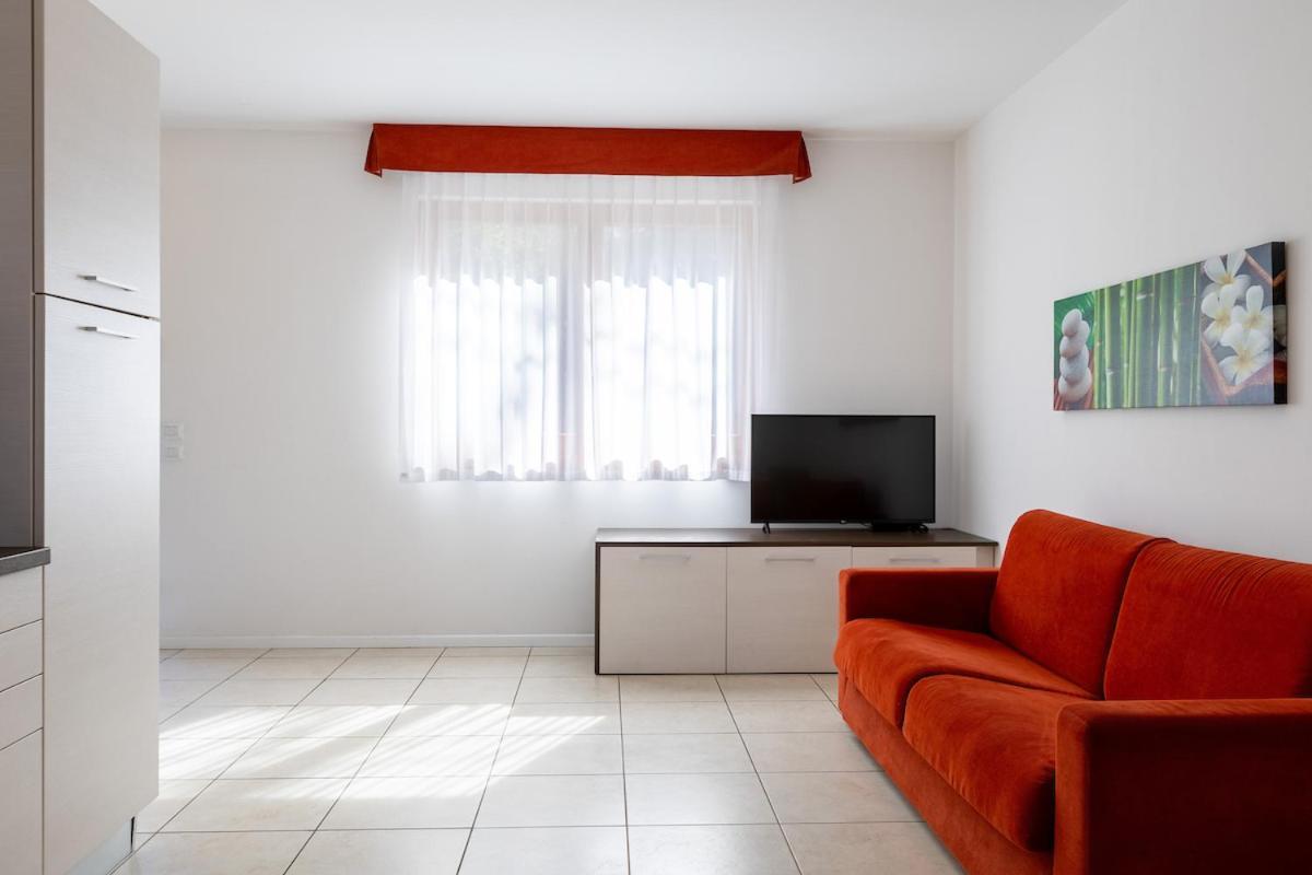 Residence La Corte Danese Торрі-дель-Бенако Екстер'єр фото