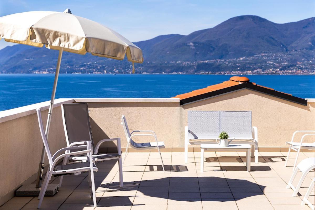 Residence La Corte Danese Торрі-дель-Бенако Екстер'єр фото