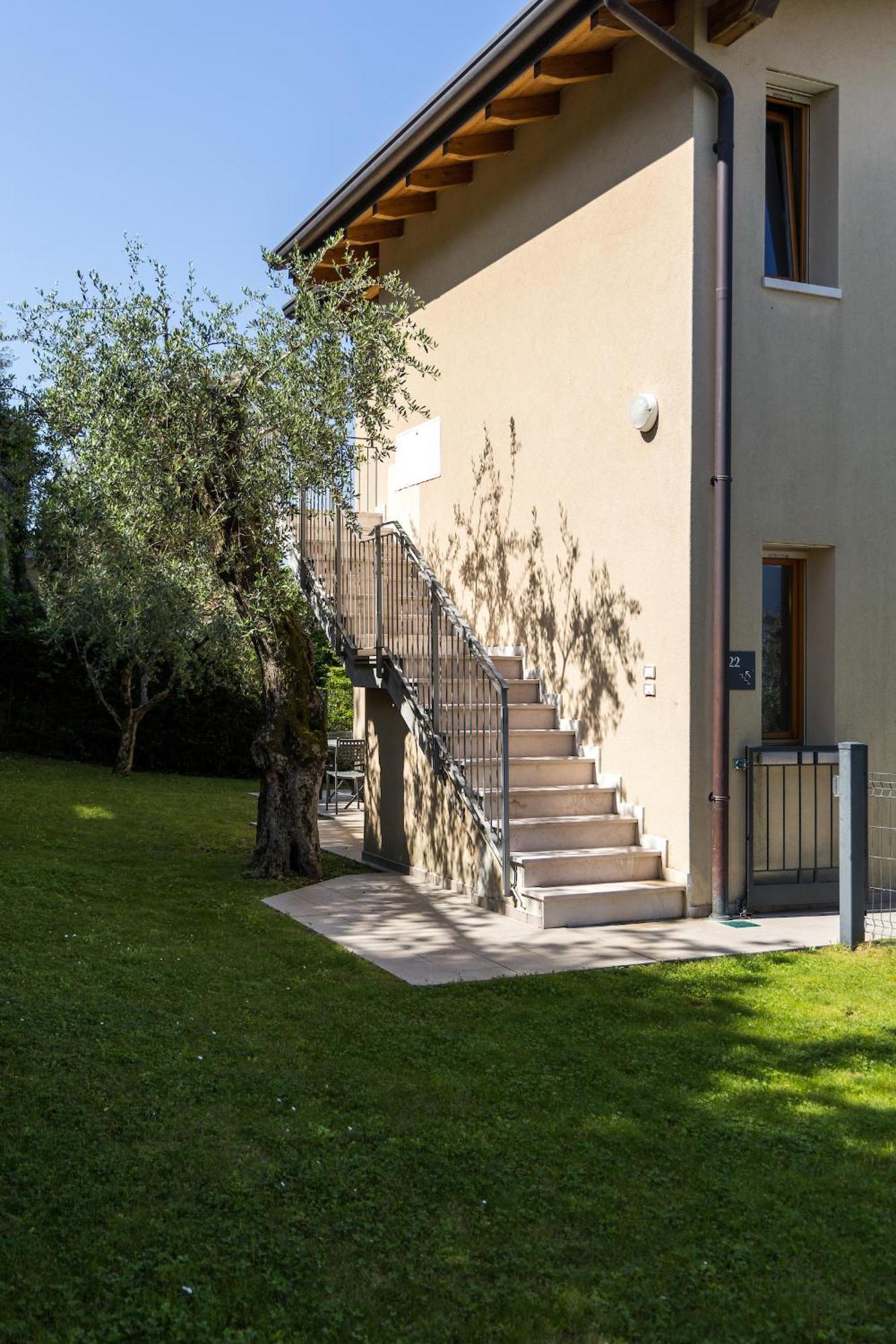 Residence La Corte Danese Торрі-дель-Бенако Екстер'єр фото